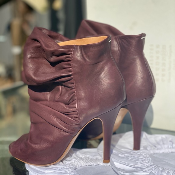 MAISON MARTIN MARGIELA Open Toe Boot - Picture 2 of 7